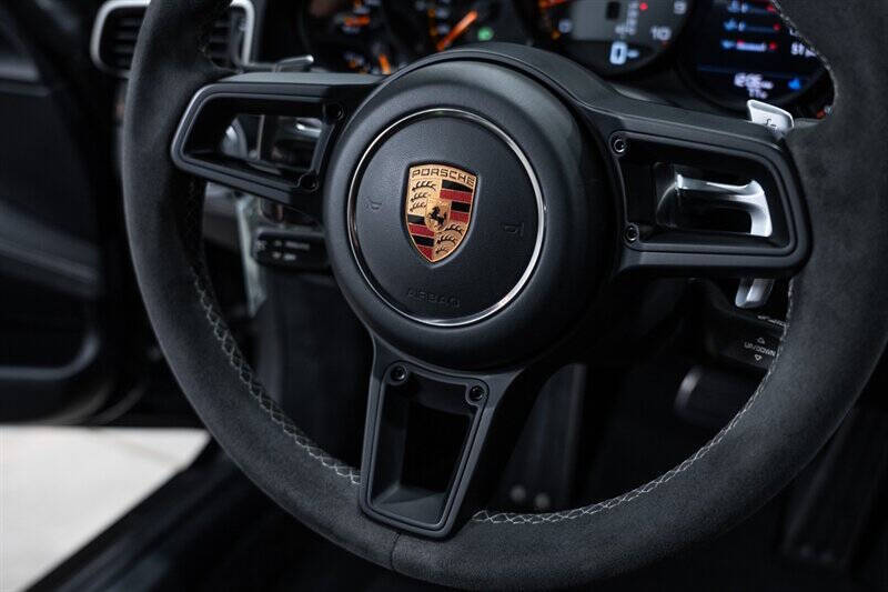 2019 Porsche 911 GT3 RS