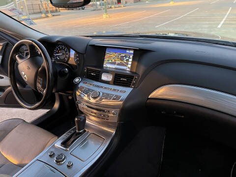 2017 Infiniti Q70L 3.7