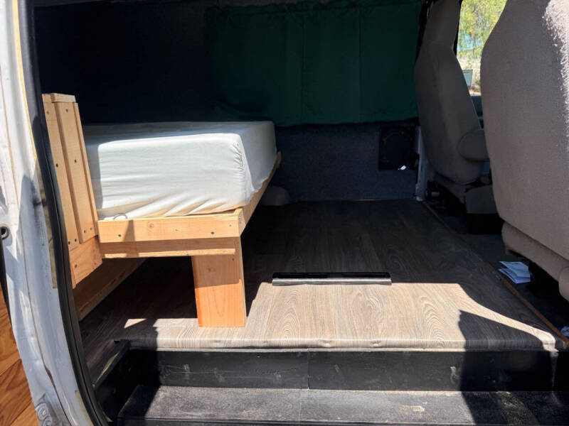 2013 Ford E-Series E-350 SD XLT