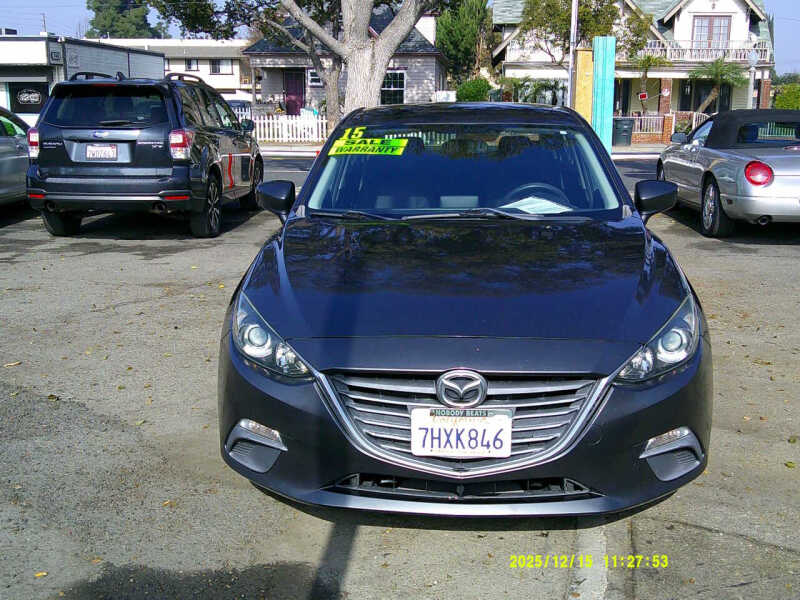 2015 Mazda MAZDA3 i Sport