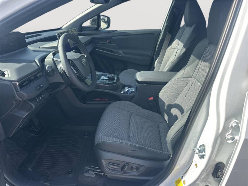 2026 Toyota bZ XLE Plus