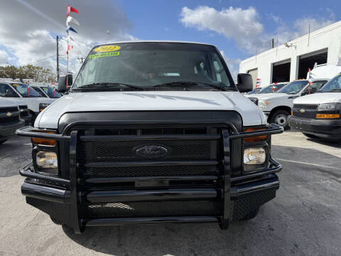 2012 Ford E-350