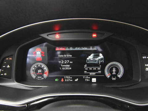 2024 Audi SQ7 4.0T quattro Premium Plus