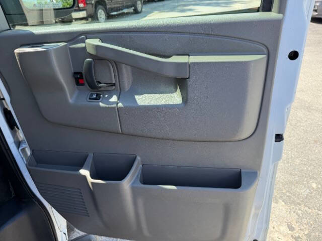 2017 Chevrolet Express LT 3500