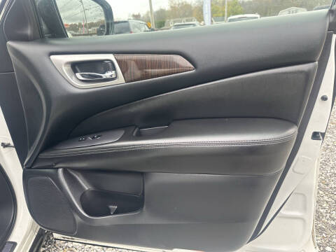 2014 Nissan Pathfinder SL