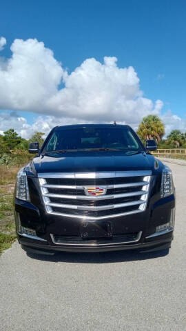 2017 Cadillac Escalade ESV Luxury