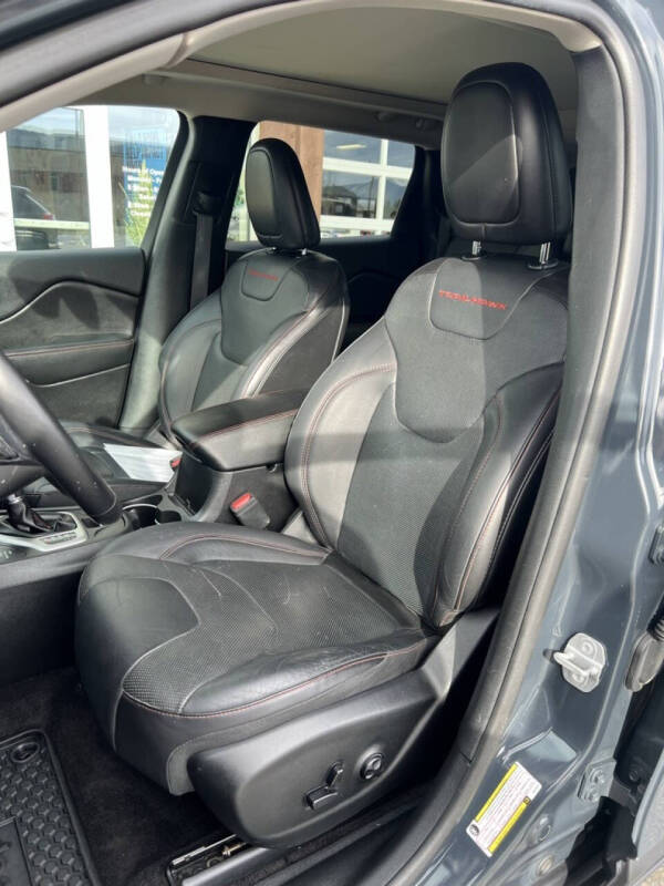 2018 Jeep Cherokee Trailhawk