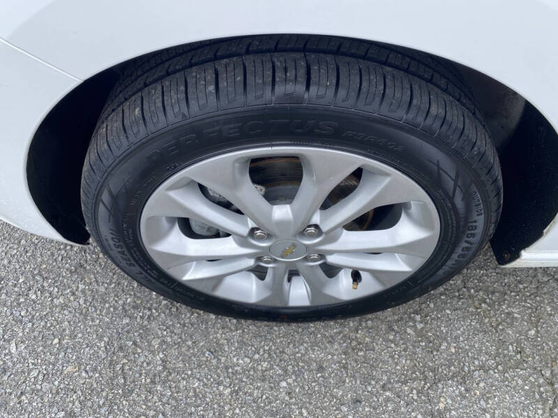 2020 Chevrolet Spark 1LT Manual