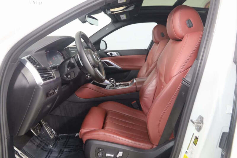 2022 BMW X6 xDrive40i