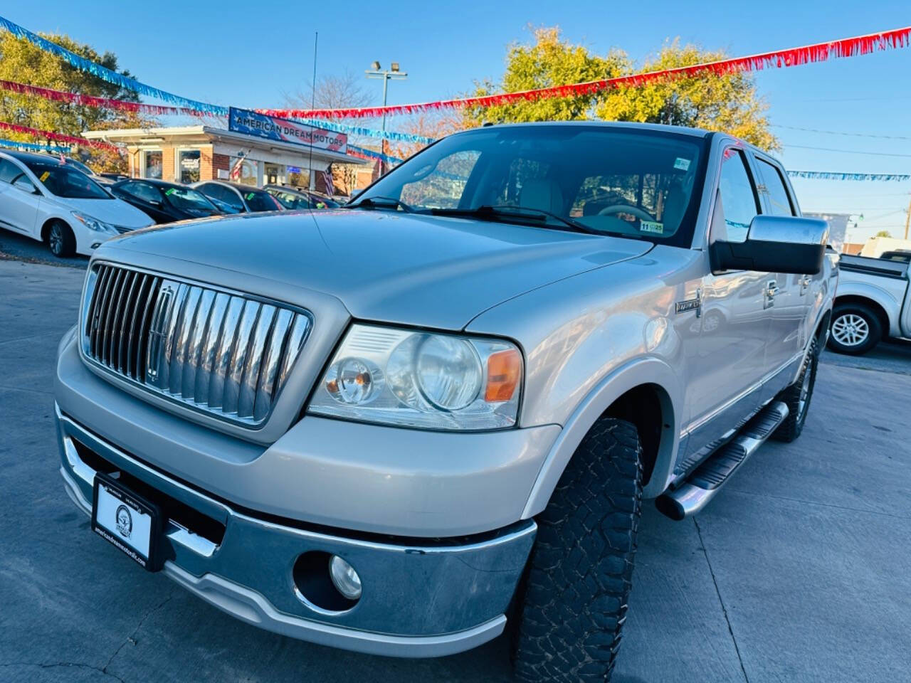 2006 Lincoln Mark LT for sale at American Dream Motors in Winchester, VA