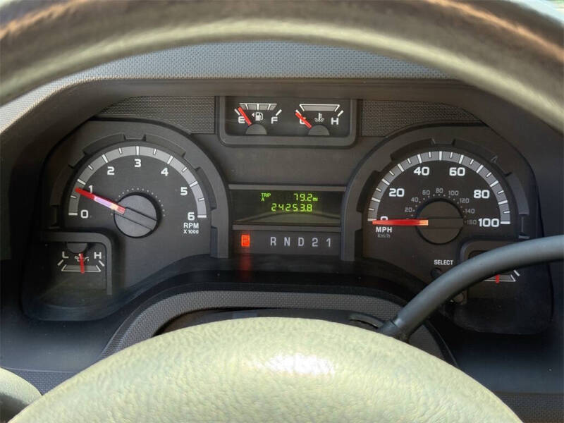 2013 Ford E-Series E-350 SD