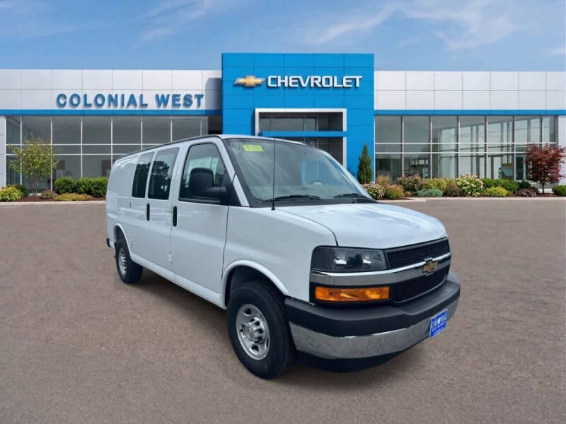 2025 Chevrolet Express 2500