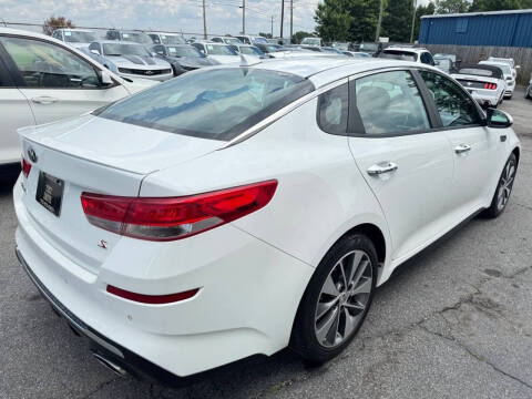 2019 Kia Optima LX