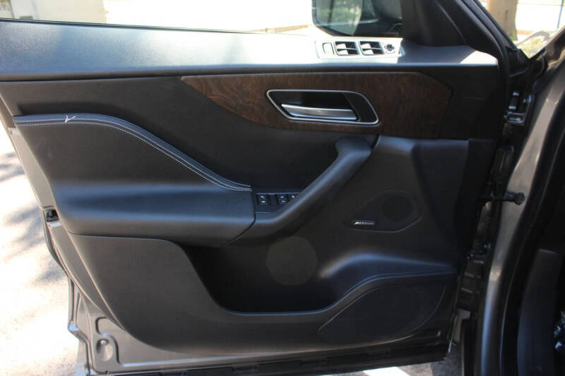 2017 Jaguar F-PACE S