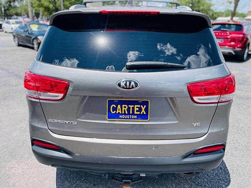 2016 Kia Sorento LX V6