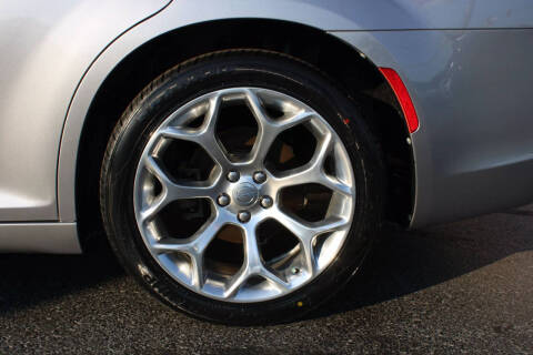 2017 Chrysler 300 C Platinum