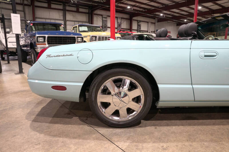 2003 Ford Thunderbird Deluxe