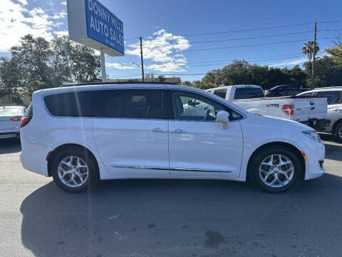 2017 Chrysler Pacifica Touring Plus