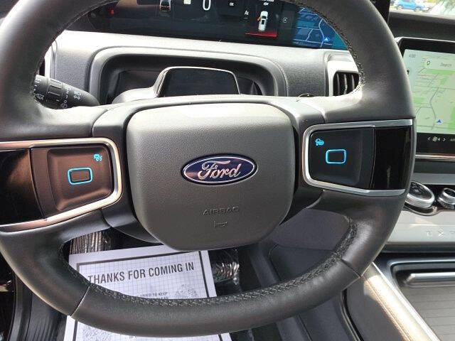 2025 Ford Expedition MAX Active