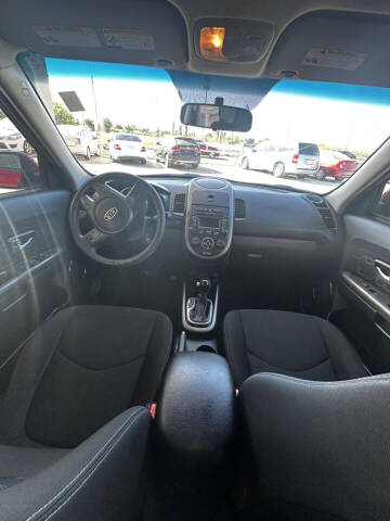 2012 Kia Soul +