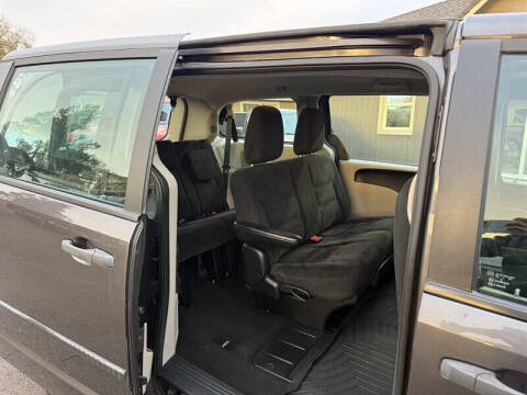 2016 Dodge Grand Caravan American Value Package