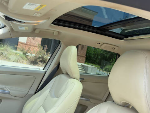 2015 Volvo XC60 T6