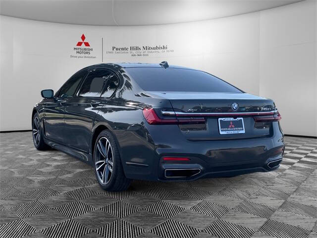 2022 BMW 7 Series 745e xDrive