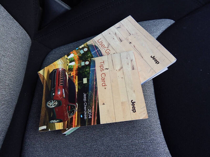 2014 Jeep Cherokee Sport