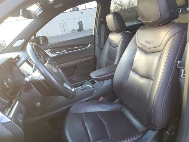 2022 Cadillac XT6 Premium Luxury