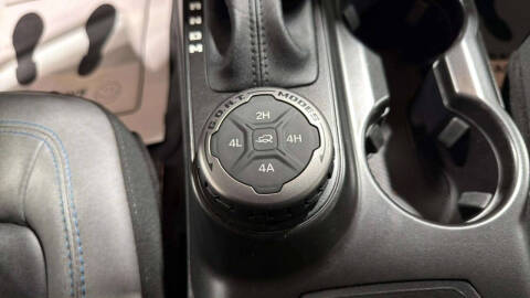 2023 Ford Bronco Black Diamond Advanced