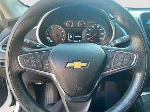 2025 Chevrolet Malibu LT