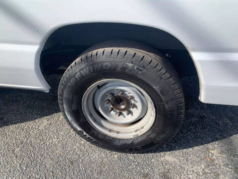 2013 Ford E-Series E-150