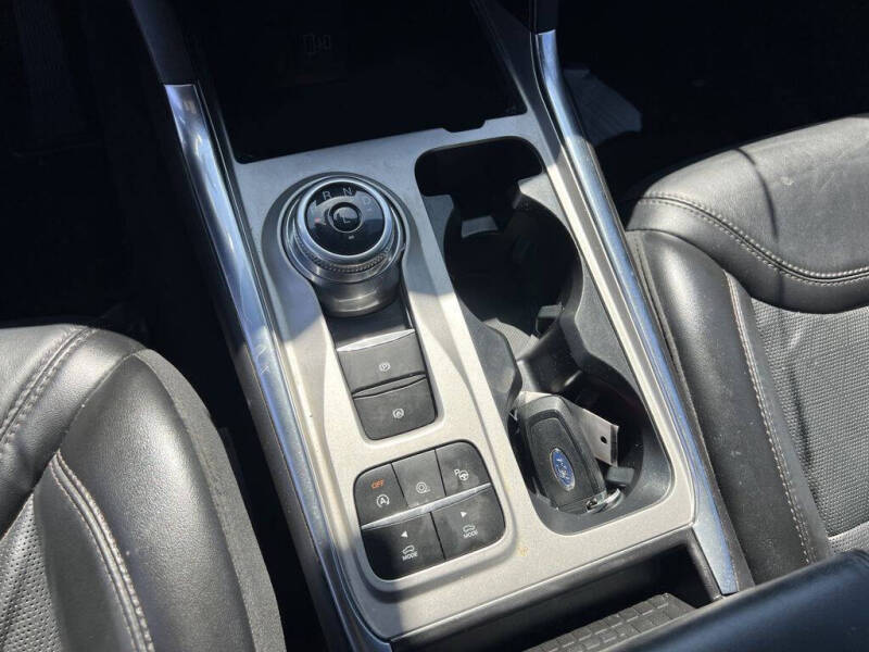 2022 Ford Explorer Platinum