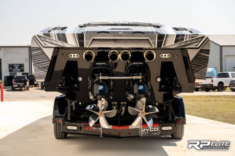 2019 Outerlimits SV43