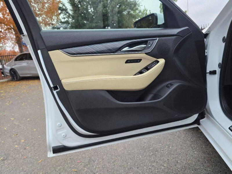 2023 Cadillac CT5 Premium Luxury