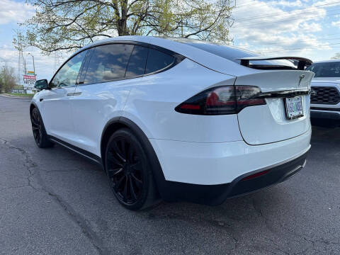 2022 Tesla Model X Plaid