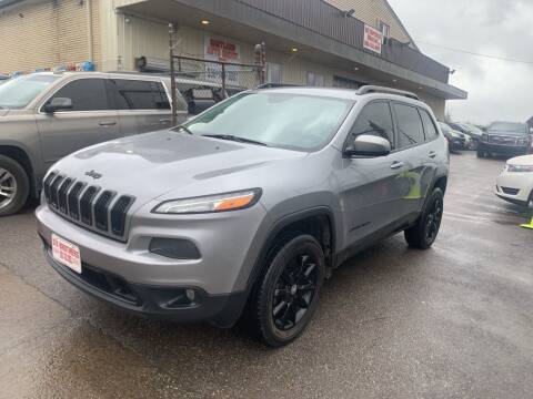 2014 Jeep Cherokee for sale at Six Brothers Mega Lot in Youngstown OH