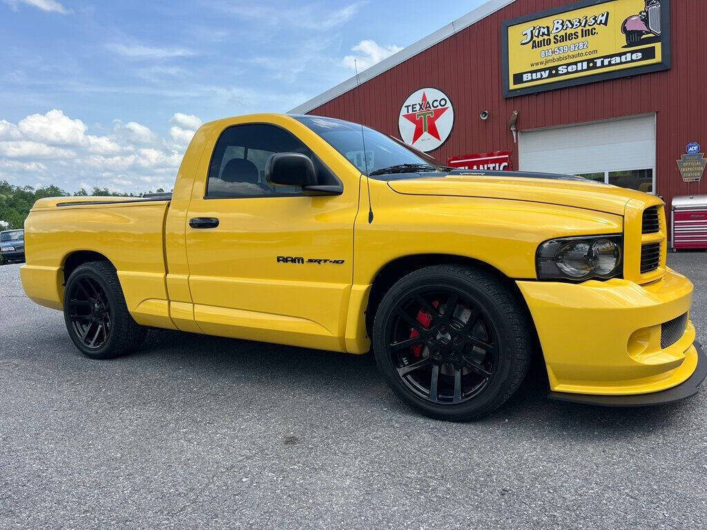 2005 Dodge Ram 1500 SRT-10 1