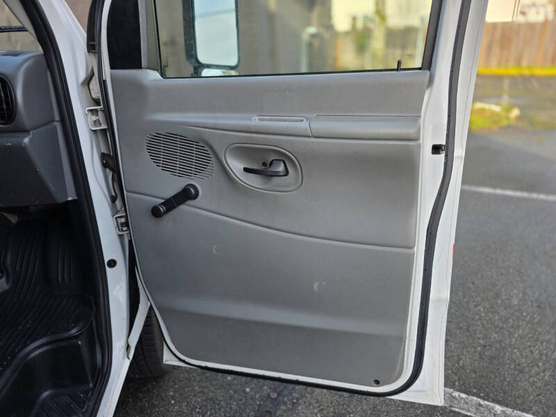 2007 Ford E-Series E-450 SD