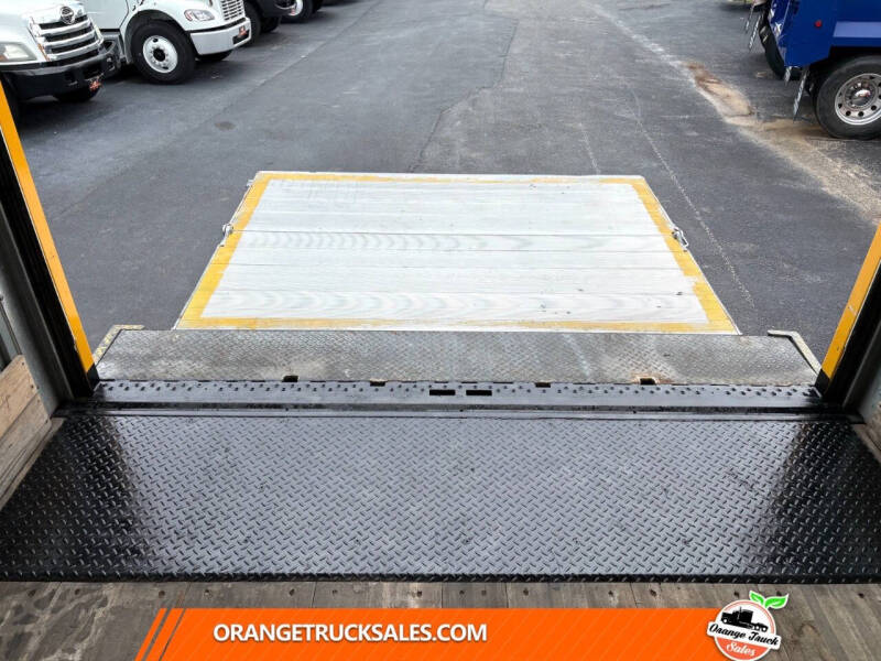 2019 International DuraStar 4300