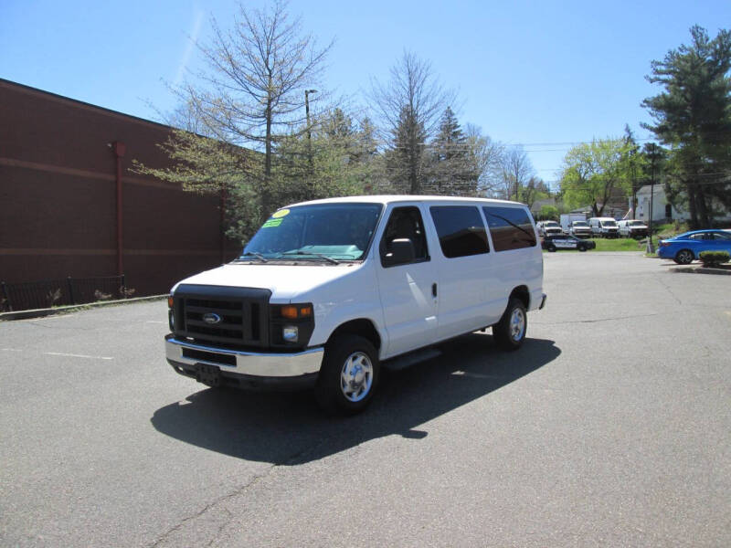 2010 Ford E-Series E-350 SD XL