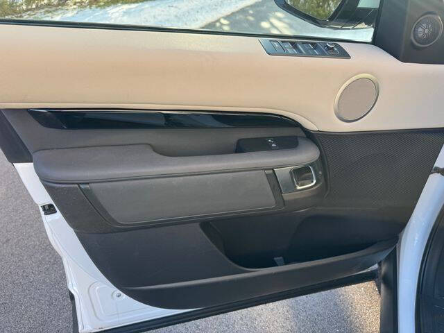 2018 Land Rover Discovery SE