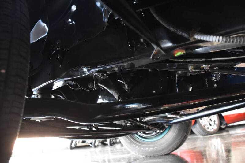 1947 Ford Super Deluxe