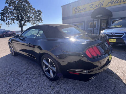 2016 Ford Mustang V6