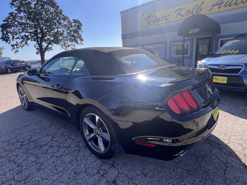 2016 Ford Mustang V6