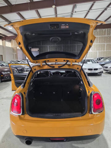 2015 MINI Hardtop 4 Door Cooper
