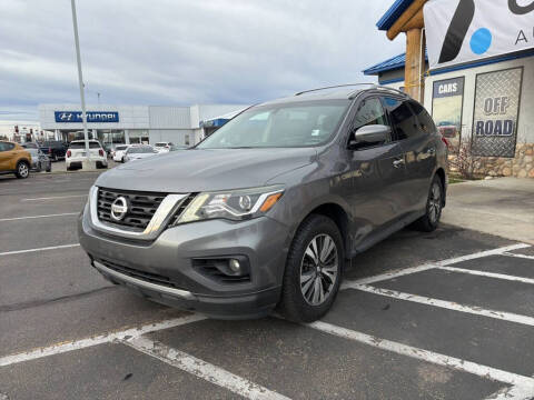 2017 Nissan Pathfinder SL