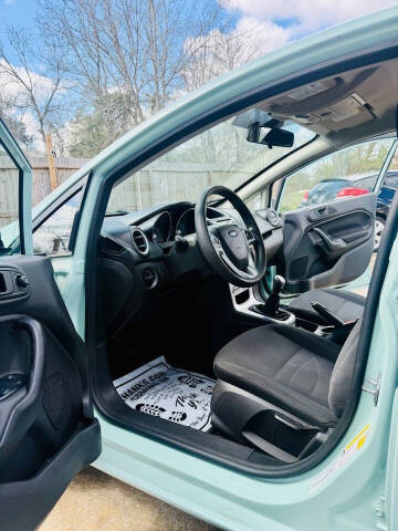 2017 Ford Fiesta SE