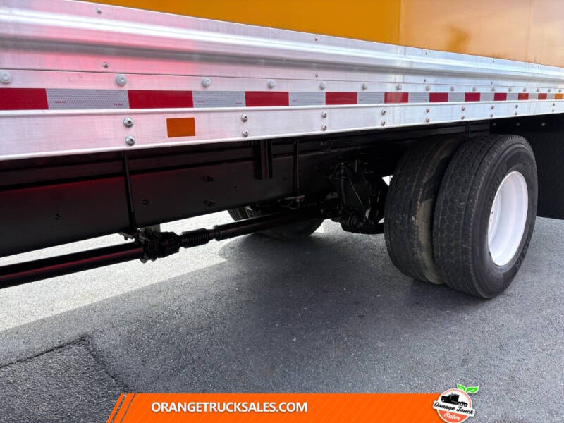 2019 International DuraStar 4300