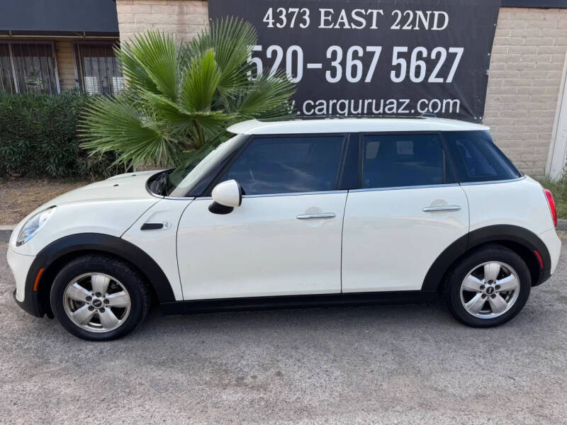 2017 MINI Hardtop 4 Door Cooper